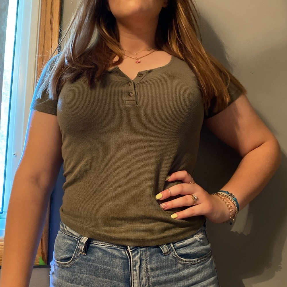 Army green tee